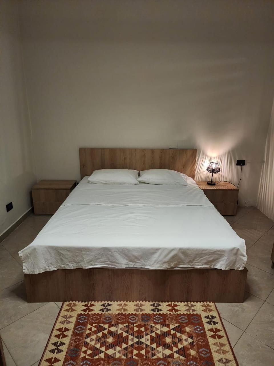 Vila 29A Tirana Bagian luar foto