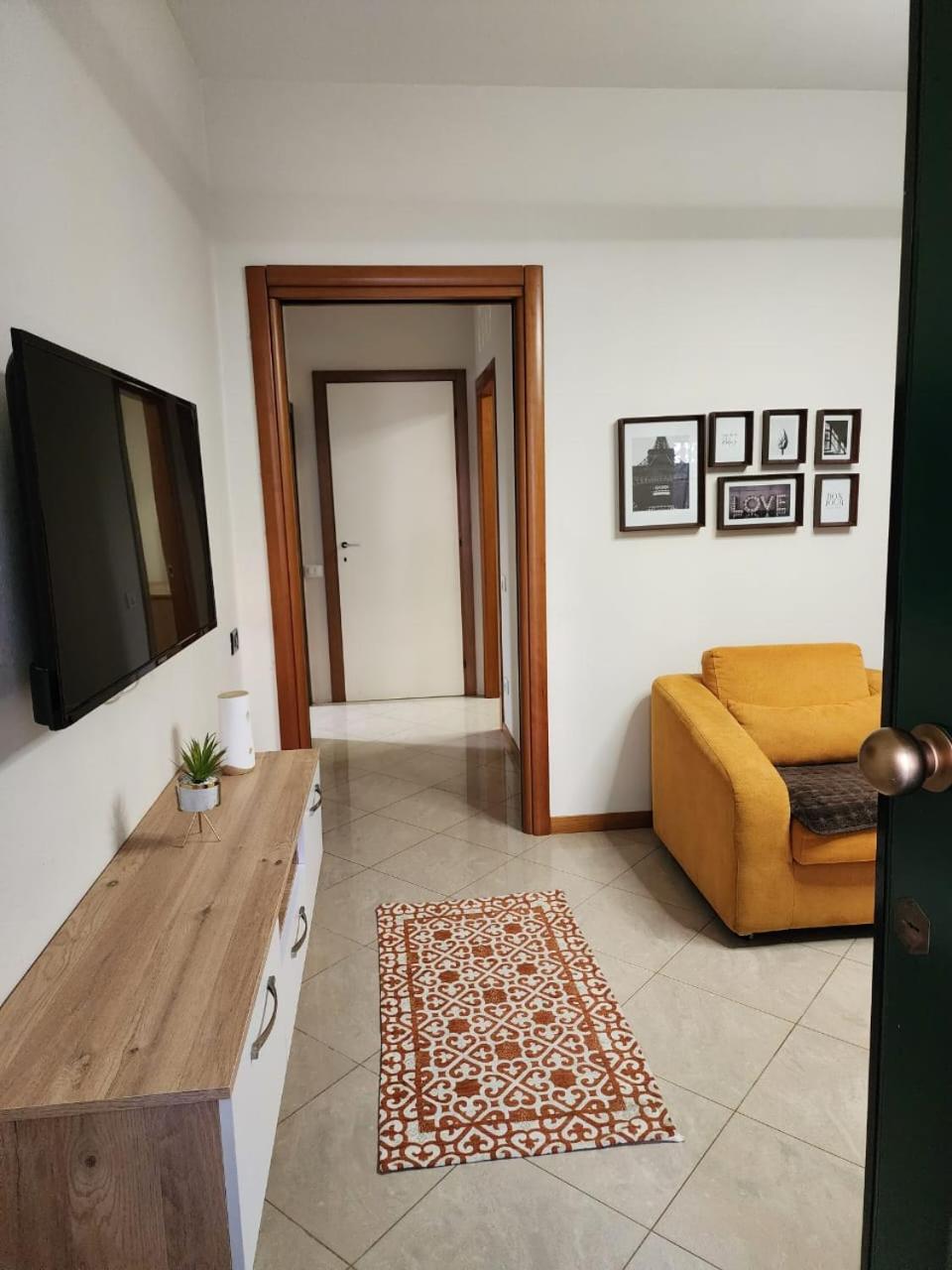 Vila 29A Tirana Bagian luar foto